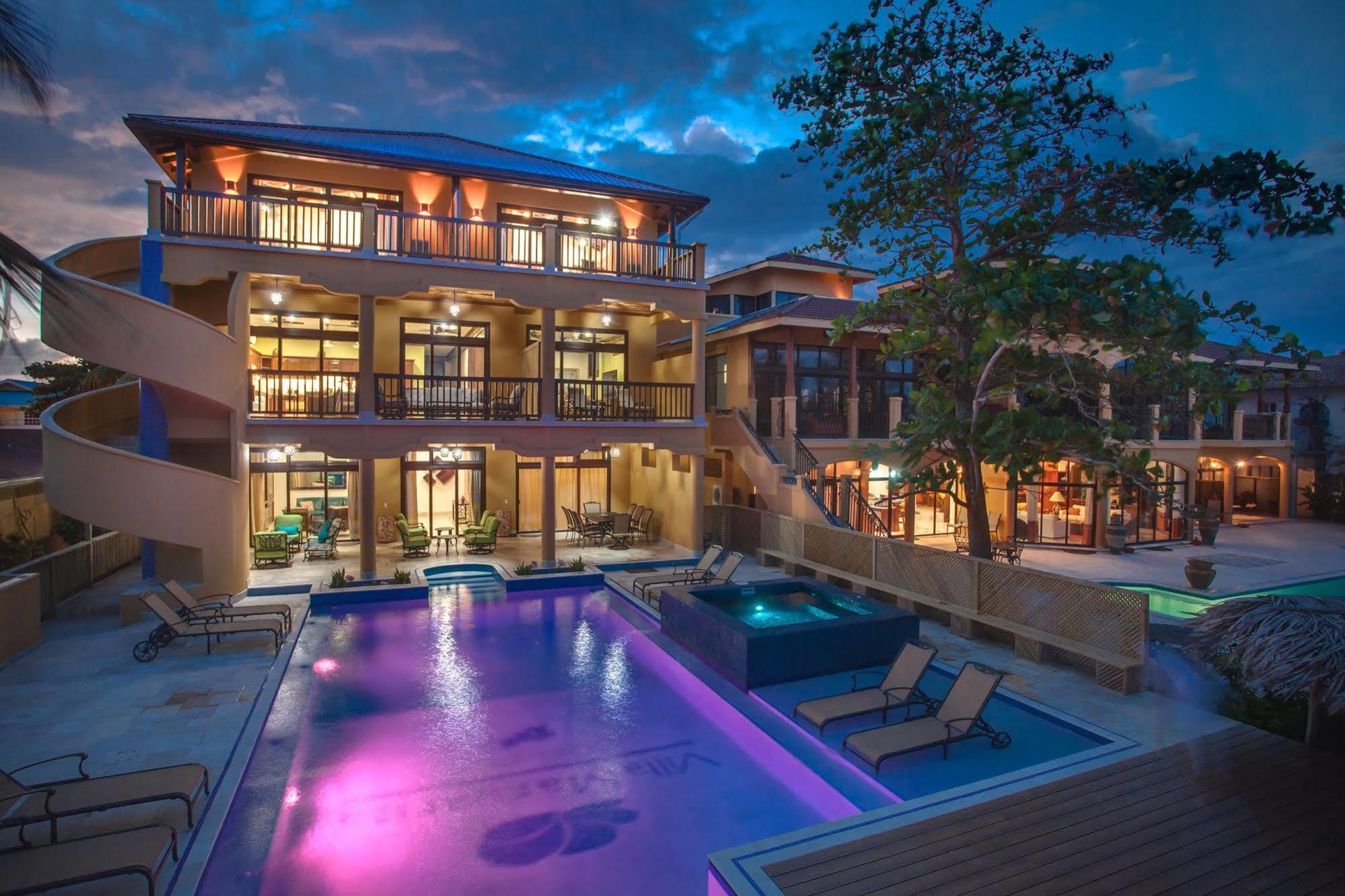 Villa Margarita At Jaguar Reef Hopkins Extérieur photo